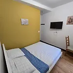 E0 - Beau Studio Renove Climatise