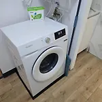 E0 - Beau Studio Renove Climatise